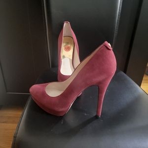 Michael Kors 5inch Burgundy  heels with platforms Size 10M